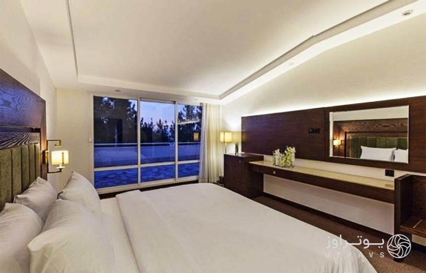 هتل بزرگ پارک حیات مشهد