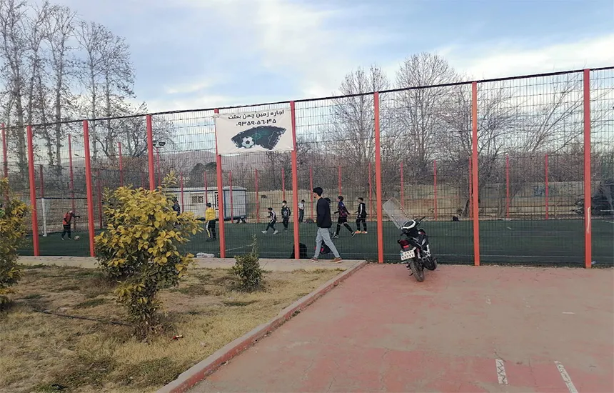 زمین چمن پارک بعثت شیراز