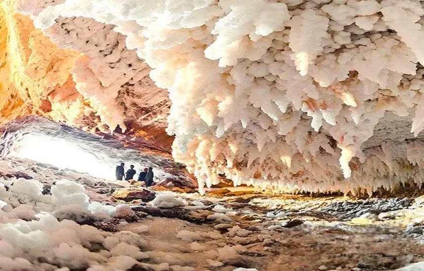 معرفی غار نمکدان قشم