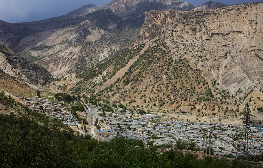 راهنمای سفر به سپیددشت، شهر آبشارها