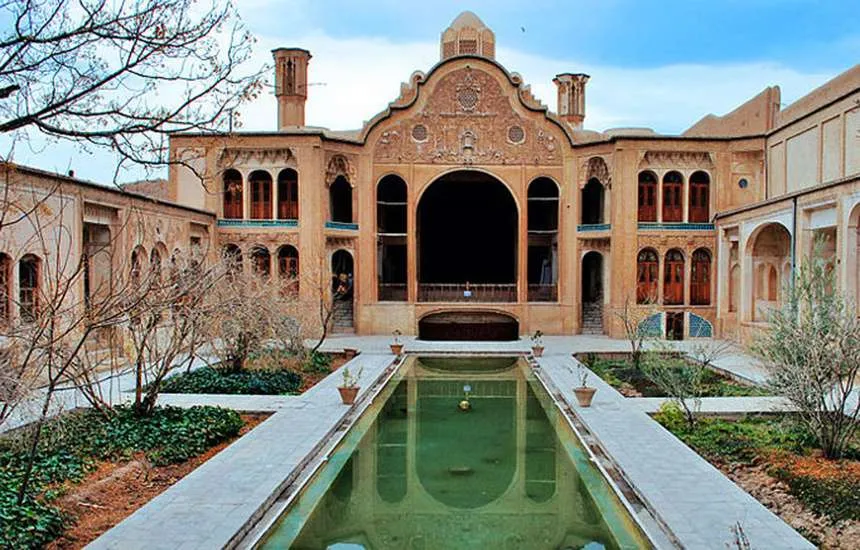 خانه بروجردی‌ها