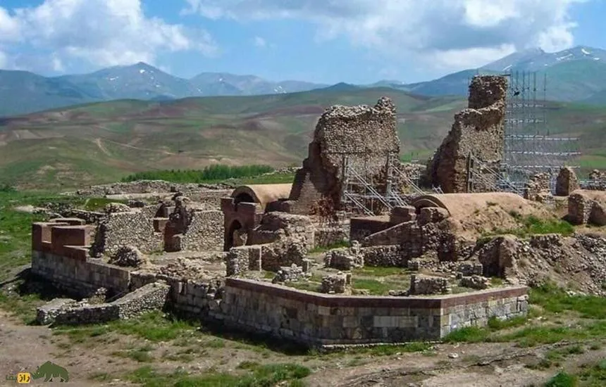 تاریخچه تخت سلیمان؛ از دوران باستان تا دوره ایلخانی