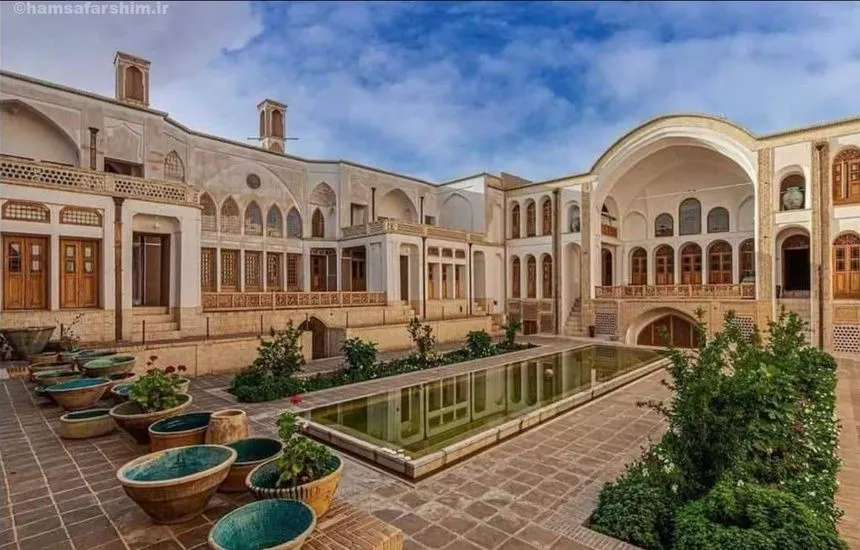 در کاشان کجا اقامت کنیم؟