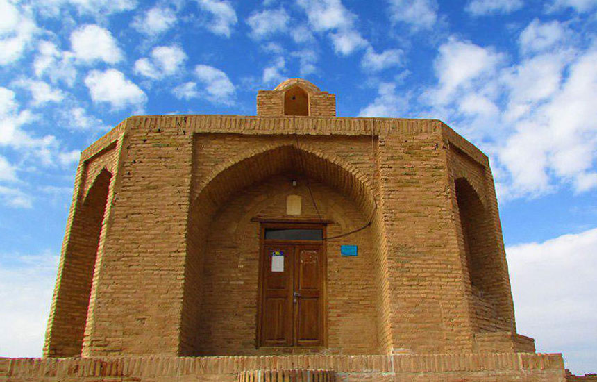 آرامگاه ابن‌حسام خوسفی