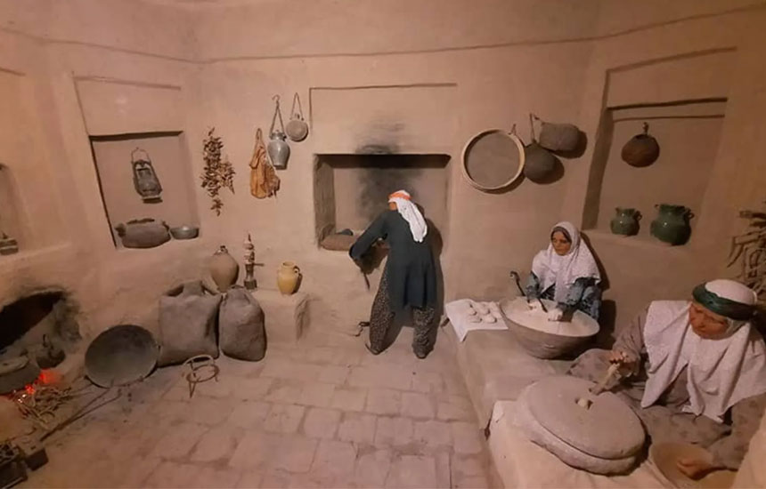 موزه مردم‌شناسی