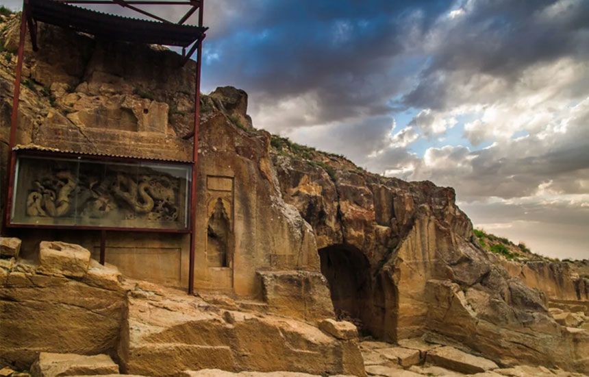 معبد داش کَسَن