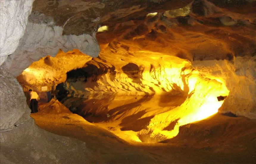 غار کتله‌خور