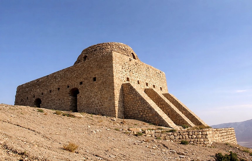 معبد اسپاخو بجنورد