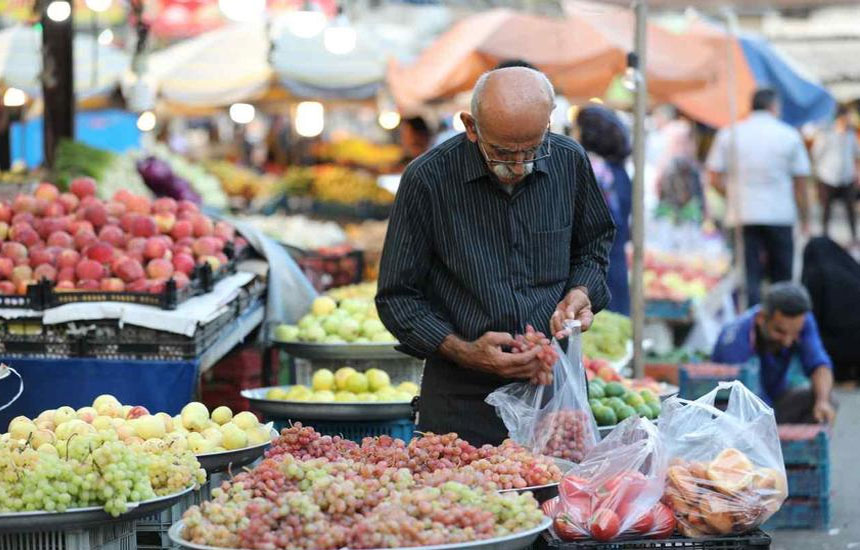 بازار میوه و تره‌بار