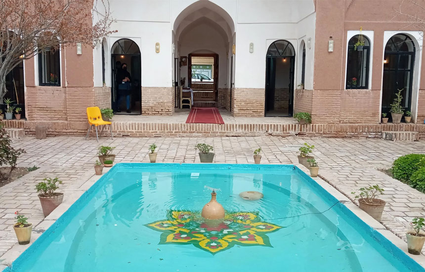 خانه و آرامگاه امین‌التجار