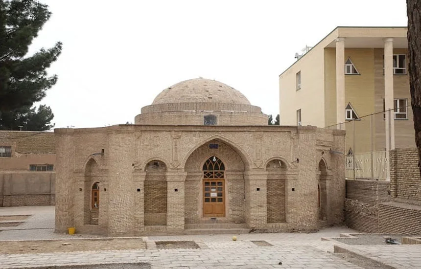 آرامگاه بقراط