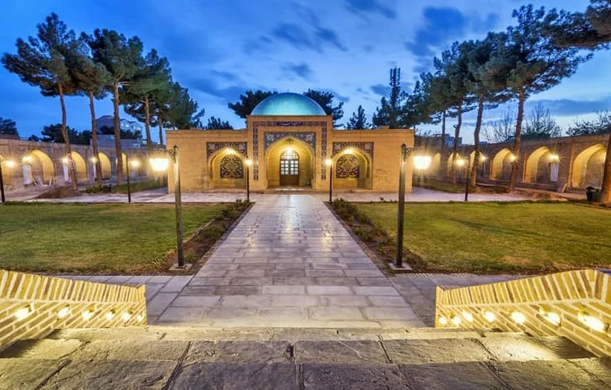 آرامگاه حاج ملاهادی سبزواری